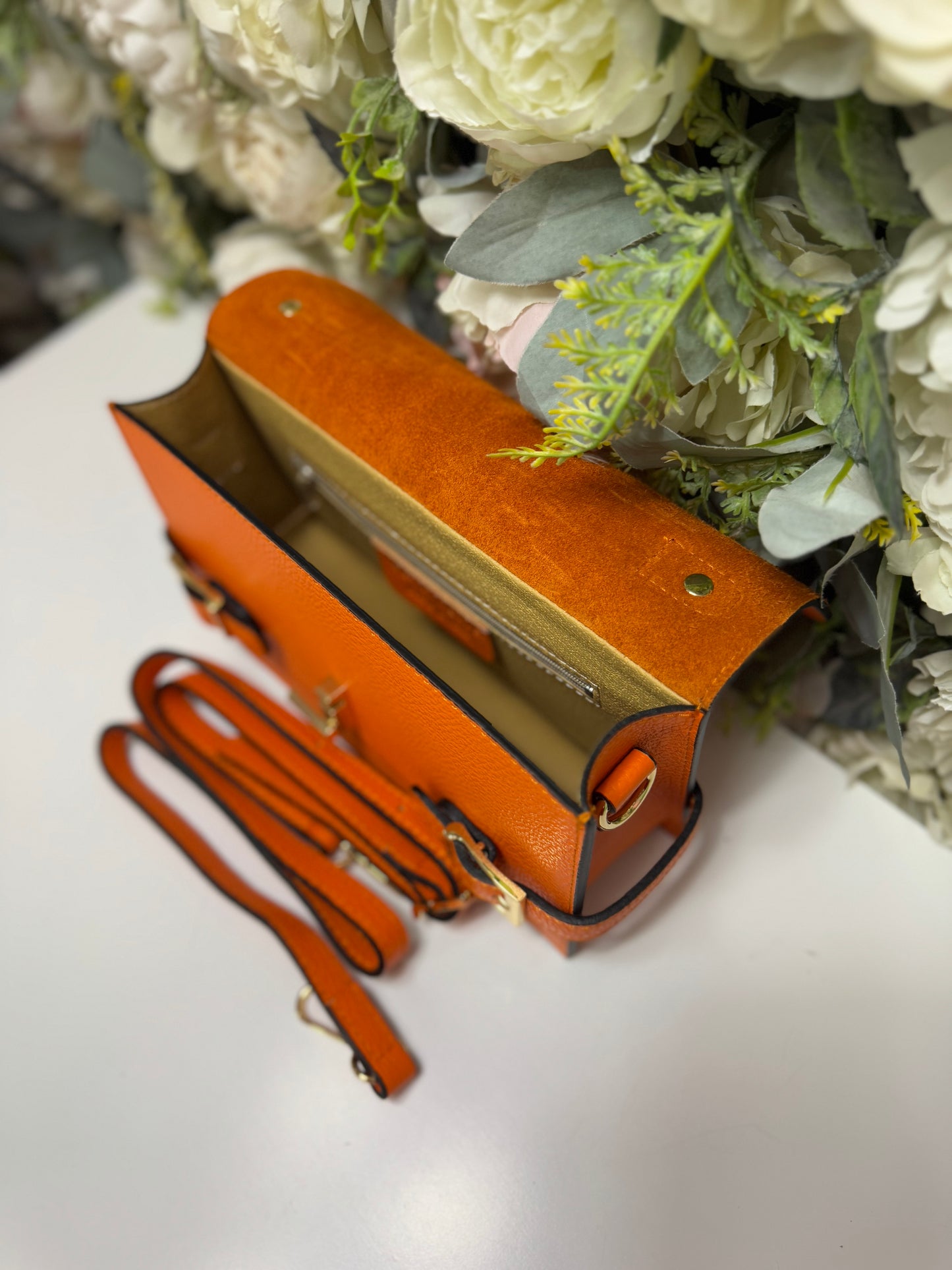 Geanta crossbody din piele naturala